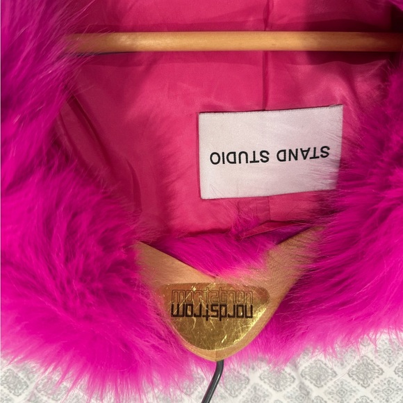 Stand Studio Faux Fur Fuchsia Pink Jacket - Picture 5 of 6